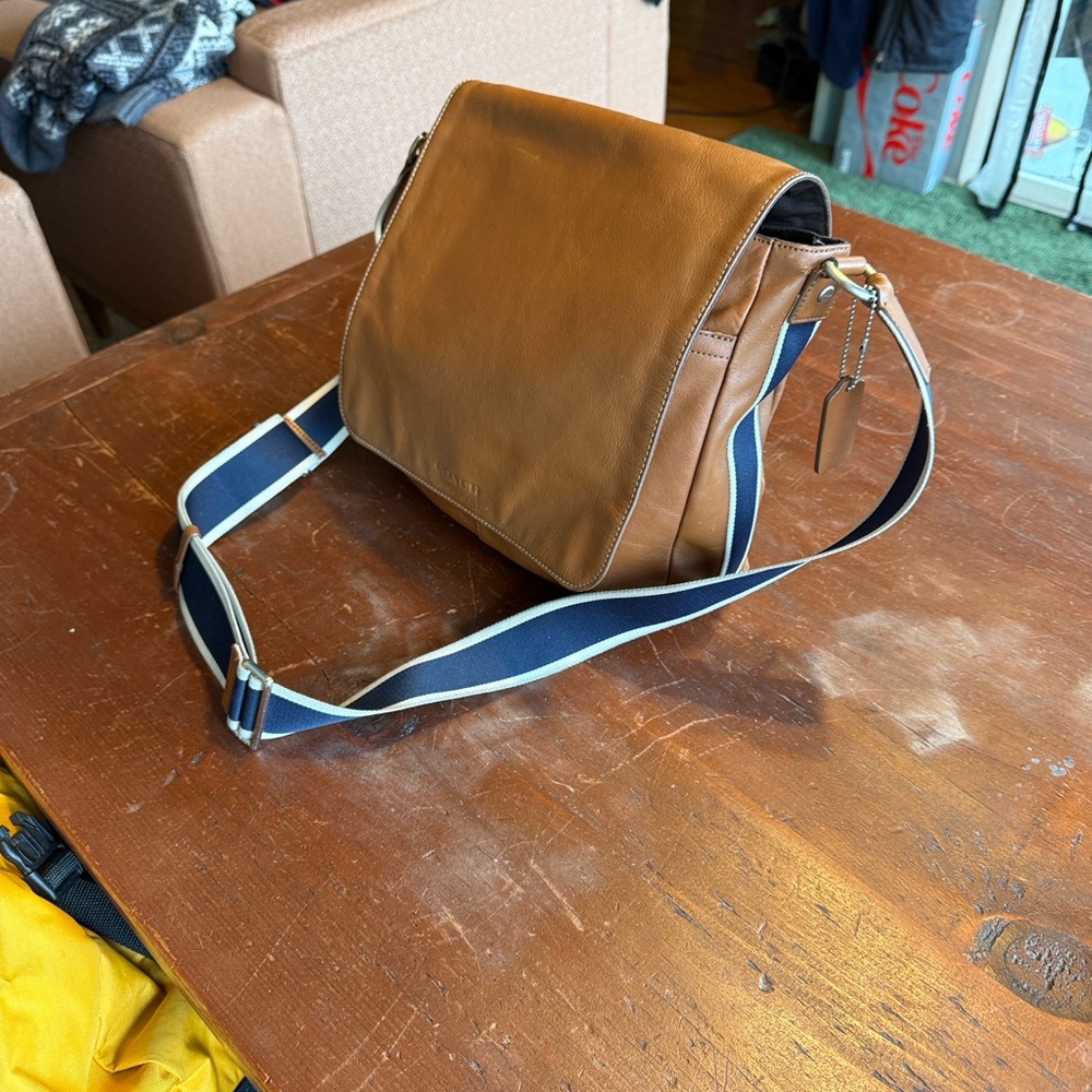 Brown Leather Men's Bag - Picture 3 of 3